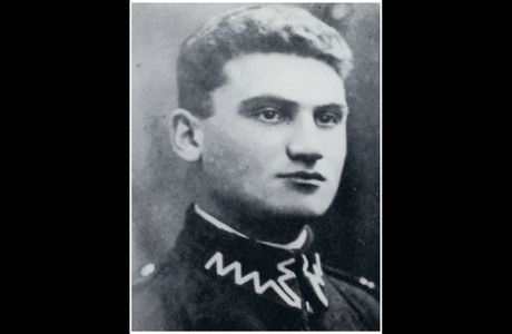 Hero of the Forest: Tuvia Bielski
